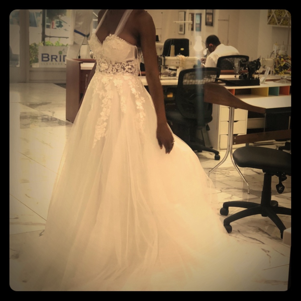 Wedding dress